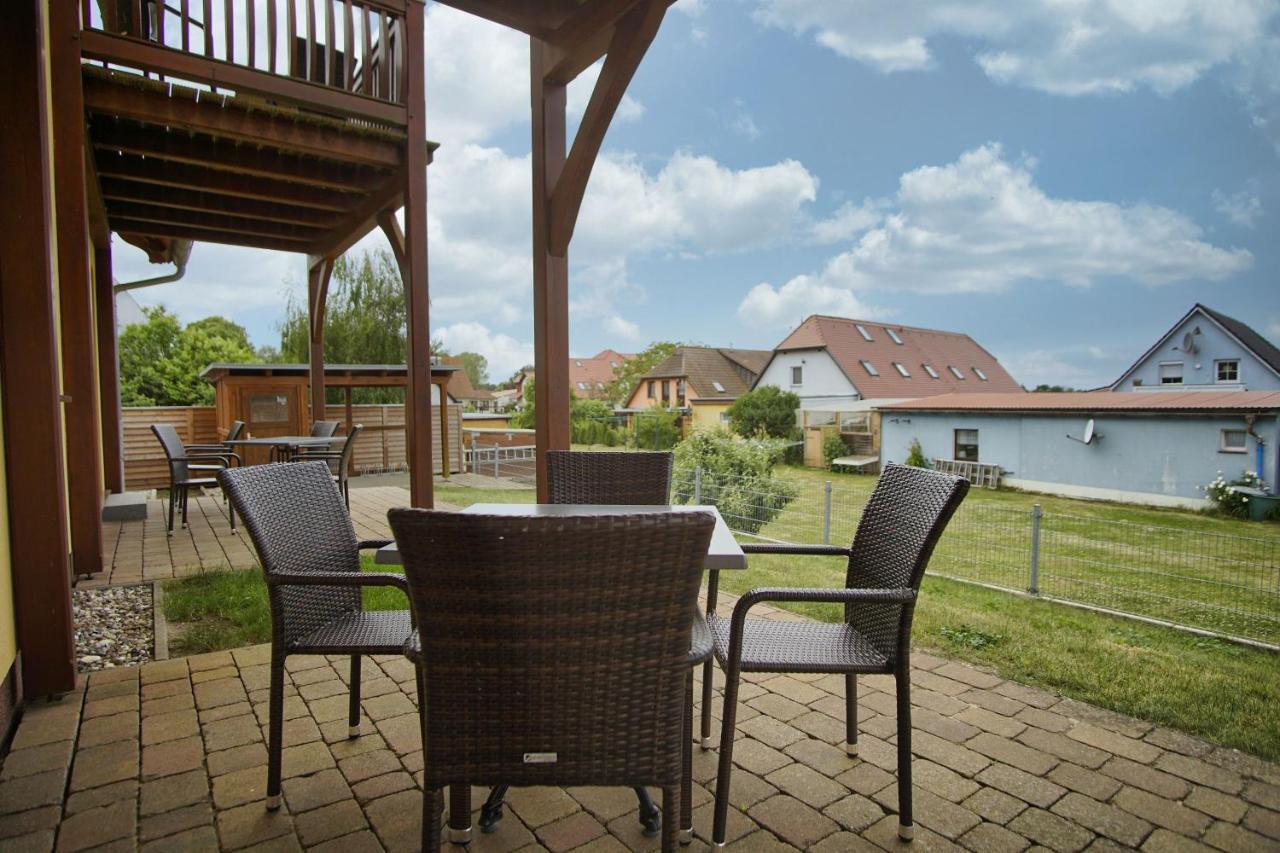 Schicke Fewo Mit Terrasse, Gratis Nutzung Vom Ahoi Erlebnisbad Und Sauna In Sellin - Haus De Niege Wech Fewo 02 Thiessow Luaran gambar