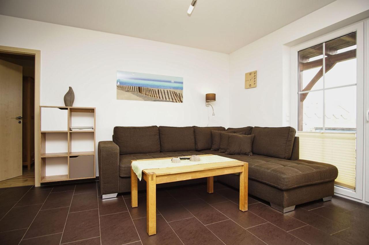 Schicke Fewo Mit Terrasse, Gratis Nutzung Vom Ahoi Erlebnisbad Und Sauna In Sellin - Haus De Niege Wech Fewo 02 Thiessow Luaran gambar