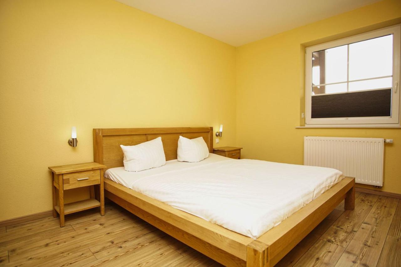 Schicke Fewo Mit Terrasse, Gratis Nutzung Vom Ahoi Erlebnisbad Und Sauna In Sellin - Haus De Niege Wech Fewo 02 Thiessow Luaran gambar