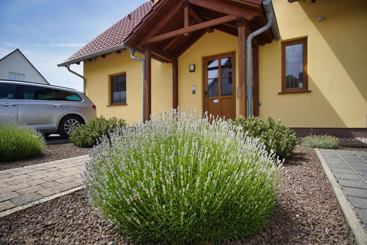 Schicke Fewo Mit Terrasse, Gratis Nutzung Vom Ahoi Erlebnisbad Und Sauna In Sellin - Haus De Niege Wech Fewo 02 Thiessow Luaran gambar