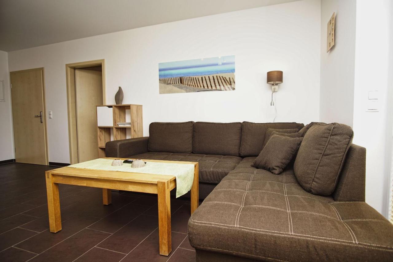 Schicke Fewo Mit Terrasse, Gratis Nutzung Vom Ahoi Erlebnisbad Und Sauna In Sellin - Haus De Niege Wech Fewo 02 Thiessow Luaran gambar