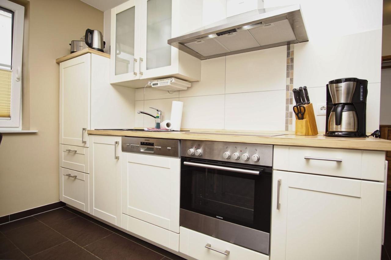 Schicke Fewo Mit Terrasse, Gratis Nutzung Vom Ahoi Erlebnisbad Und Sauna In Sellin - Haus De Niege Wech Fewo 02 Thiessow Luaran gambar