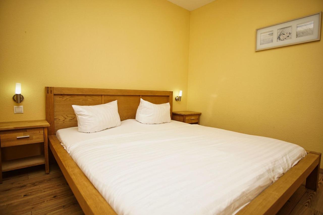 Schicke Fewo Mit Terrasse, Gratis Nutzung Vom Ahoi Erlebnisbad Und Sauna In Sellin - Haus De Niege Wech Fewo 02 Thiessow Luaran gambar
